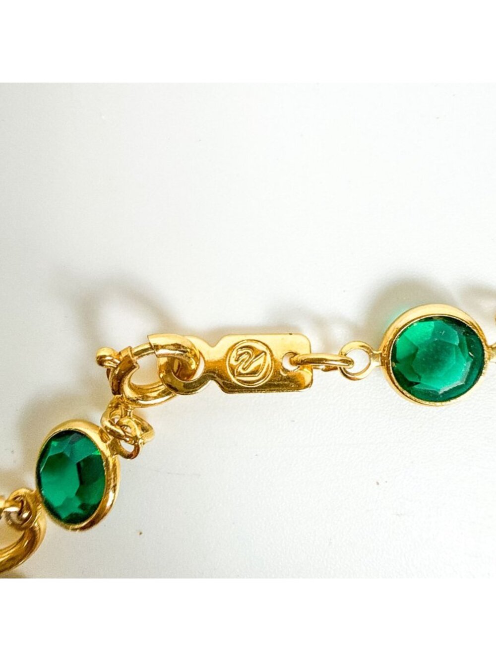 Swarovski Gold Tone Emerald Green Crystals Open Bezel Set Bracelet - Picture 3 of 3